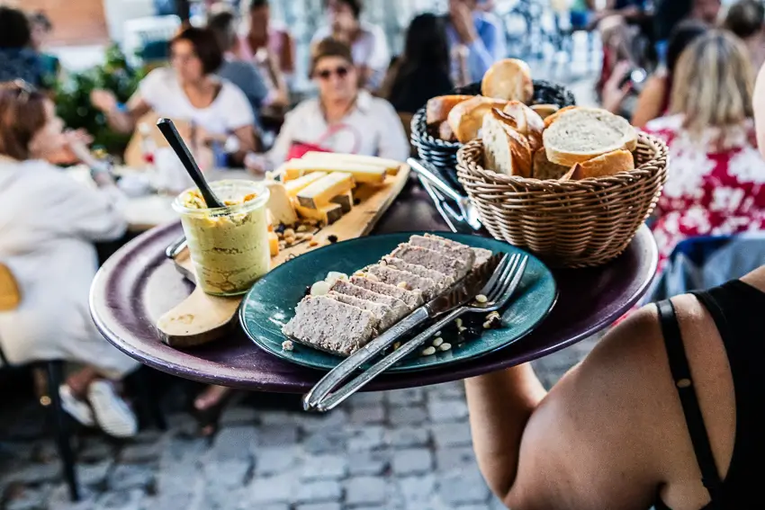 Bistro Le Patriarche à Ferney-Voltaire