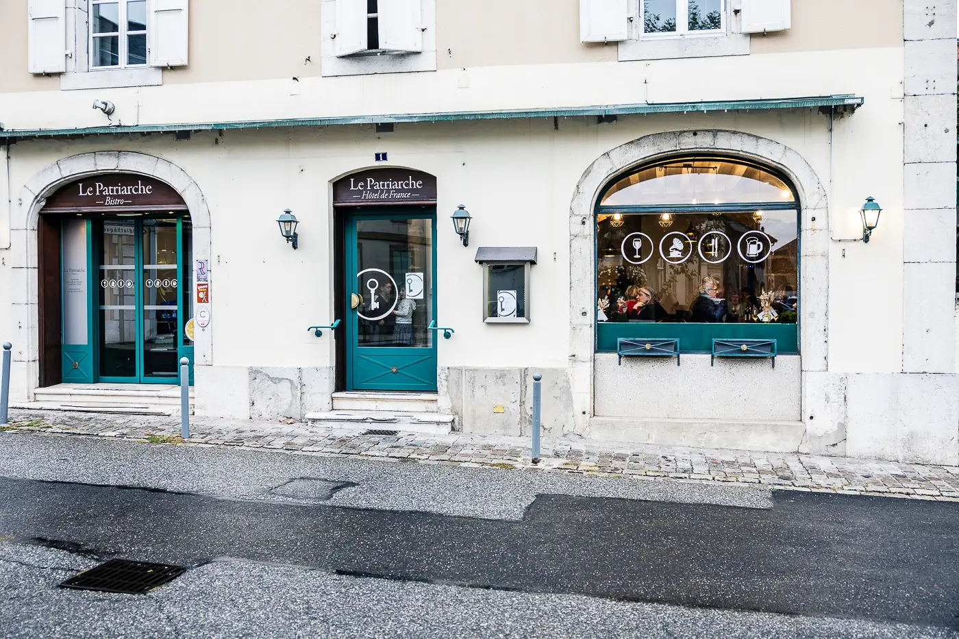 Le Patriarche Restaurant - Ferney